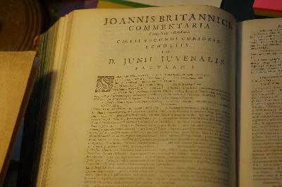 D.Iunii+Iuvenalis+Aquinatis+Satyr%C3%A6%2C+Cum+Scholiis+Veterum%2C+%26+Commentariis+Integris%2C+Selectis+%26+Conquisitis+Fere+Omnium+Eruditorum+ut+IS.+Grangae%2C+JO.+Britannici+++Accedit+Auli+Persii+Flacci+Satirarum+Liber++Isaacus+Casavbonus+recensuit%2C+Commentario+Libro+illustravit++Editio+novissima%2C+auctior+%26+emendatior+ex+ipsius+Auctoris+codice%3A+Cura+%26+opera+Merici+Casaubonni+Is.+F.+Accesis+%26+Graecorum%2C+ubi+opus+erat%2C+interpretatio