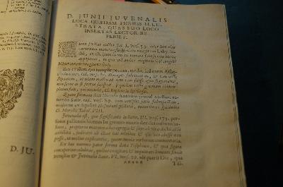 D.Iunii+Iuvenalis+Aquinatis+Satyr%C3%A6%2C+Cum+Scholiis+Veterum%2C+%26+Commentariis+Integris%2C+Selectis+%26+Conquisitis+Fere+Omnium+Eruditorum+ut+IS.+Grangae%2C+JO.+Britannici+++Accedit+Auli+Persii+Flacci+Satirarum+Liber++Isaacus+Casavbonus+recensuit%2C+Commentario+Libro+illustravit++Editio+novissima%2C+auctior+%26+emendatior+ex+ipsius+Auctoris+codice%3A+Cura+%26+opera+Merici+Casaubonni+Is.+F.+Accesis+%26+Graecorum%2C+ubi+opus+erat%2C+interpretatio