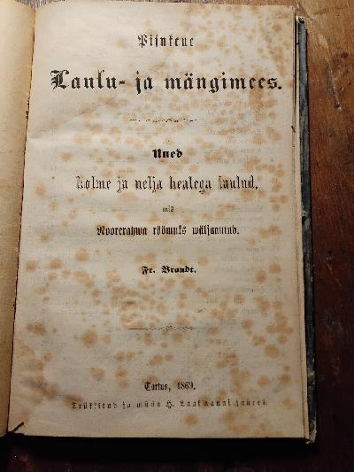 P%C3%A4rnu+teile+laulupidu+laulud++%28Estnisches+Gesangbuch%29++angebunden%3A++Pisukene+Laulu+-+ja+m%C3%A4ngimees++uued+kolme+ja+nelja+healega+laulud%2C+mis+noore+rahwa+r%C3%B5%C3%B5muks+w%C3%A4ljaantud