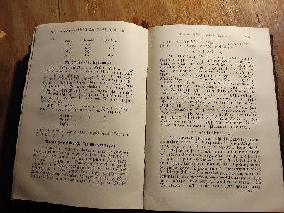 Die+Legierungen++Handbuch+f%C3%BCr+Praktiker.+Enthaltend+die+Darstellung+s%C3%A4mtlicher+Legierungen%2C+Amalgame+und+Lote+f%C3%BCr+die+Zwecke+aller+Metallarbeiter%2C+besonders+f%C3%BCr+Erzgie%C3%9Fer%2C+Glockengie%C3%9Fer%2C+Bronzearbeiter%2C+G%C3%BCrtler%2C+Sporer%2C+Klempner%2C+Gelbgie%C3%9Fer%2C+Gold-+und+Silberarbeiter%2C+Mechaniker%2C+Zahntechniker%2C+Vorschriften+%C3%BCber+das+F%C3%A4rben+der+Legierungen+usw.+