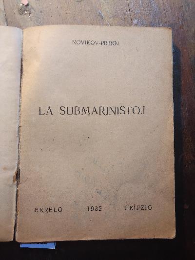 La Submarinistoj - Front Cover