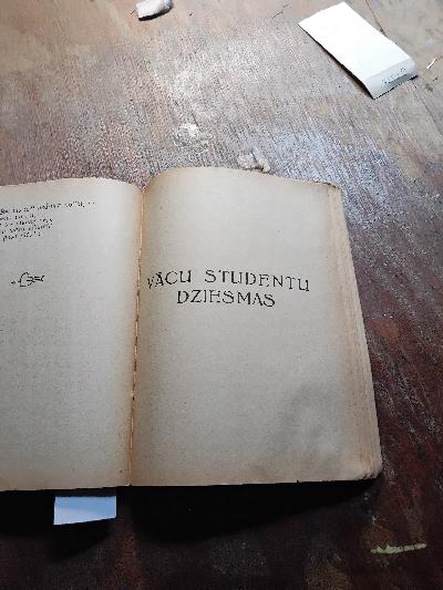 Studentu Dziesmus Krajums  (Studentenlieder Sammlung) - Front Cover