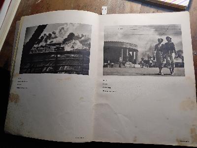 Die Junge Mandschurei in Bildern  Young Manchoukuo in pictures  Manciu - Cuo vigoroso nei fotografi - Front Cover