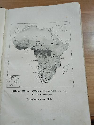 Vom Urwald zur Wüste  Natur- und Lebensbilder aus Westafrika - Front Cover