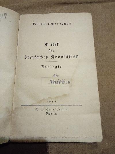 Kritik der dreifachen Revolution  Apologie - Front Cover