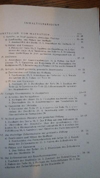 Fachkunde für das Tapezierhandwerk  II. Teil  Arbeiten an Polstern - Front Cover