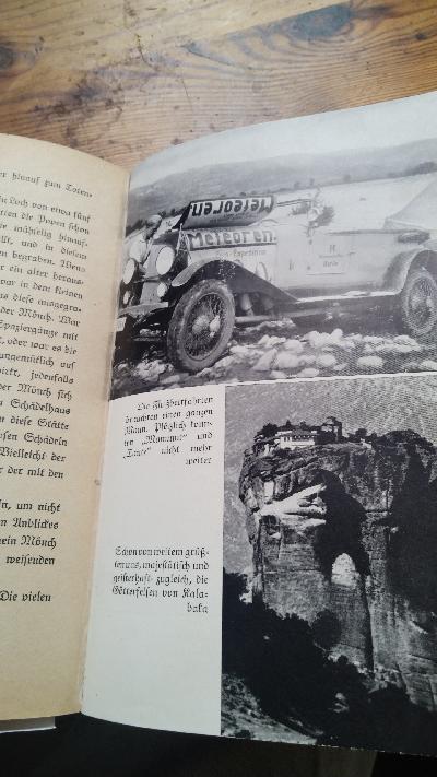 Schleier, Fez und Turban  Mit Auto, Kamera und mir allein 20 000 Kilometer durch den Balkan und quer durch Iran - Front Cover