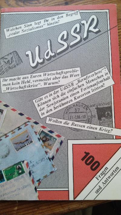 UdSSR  100 Fragen und Antworten - Front Cover