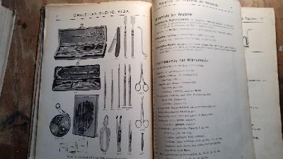 Illustrierter Preis Courant der Firma Christian Seelig Riga  über chirugische Instrumente, Artikel zur Krankenpflege, Verbandsstoffe, Gummiwaaren und Kurzwaaren, pharmaceutiche Utensilien - Front Cover