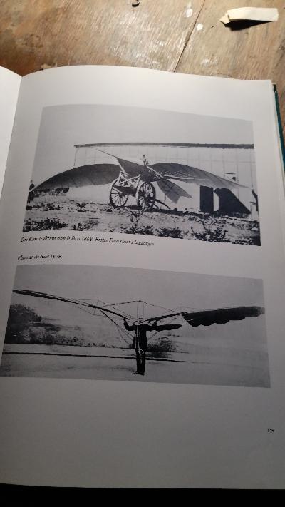 Am Himmel ohne Motor  Wie der Mensch an den Himmel kam  Frühgeschichte der Luftfahrt  Erlebnis und Sport heute in der dritten Dimension - Front Cover
