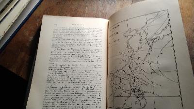 Jahrbuch der Astronomie und Geophysik  VIII. Jahrgang - Front Cover