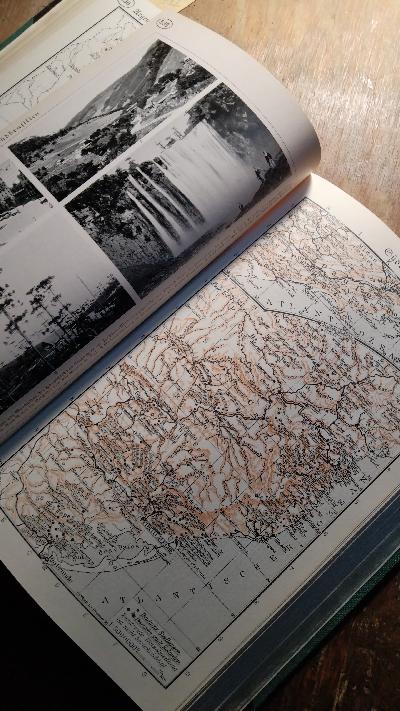 Der Neue Brockhaus  Atlas - Front Cover