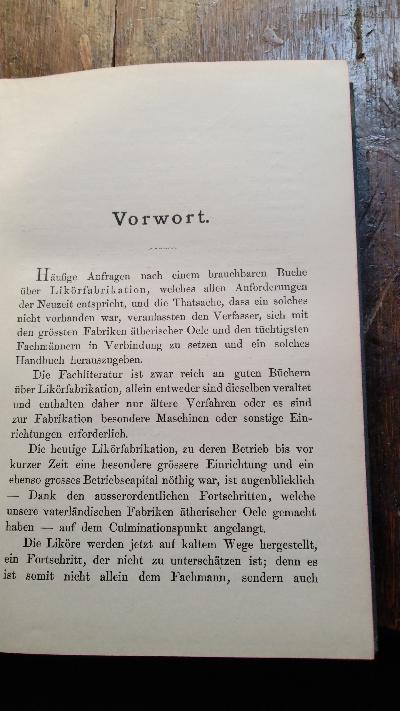 Handbuch der praktischen Likör-Fabrikation. Praktische Anleitung zur Darstellung aller Sorten von Likören, Branntweinen, Aquaviten, Arac, Cognac, Rum, Grog, Punsch-Extracten, verschiedenen Weinen und anderen Getränken (900 Recepte) auf kaltem Wege - Front Cover